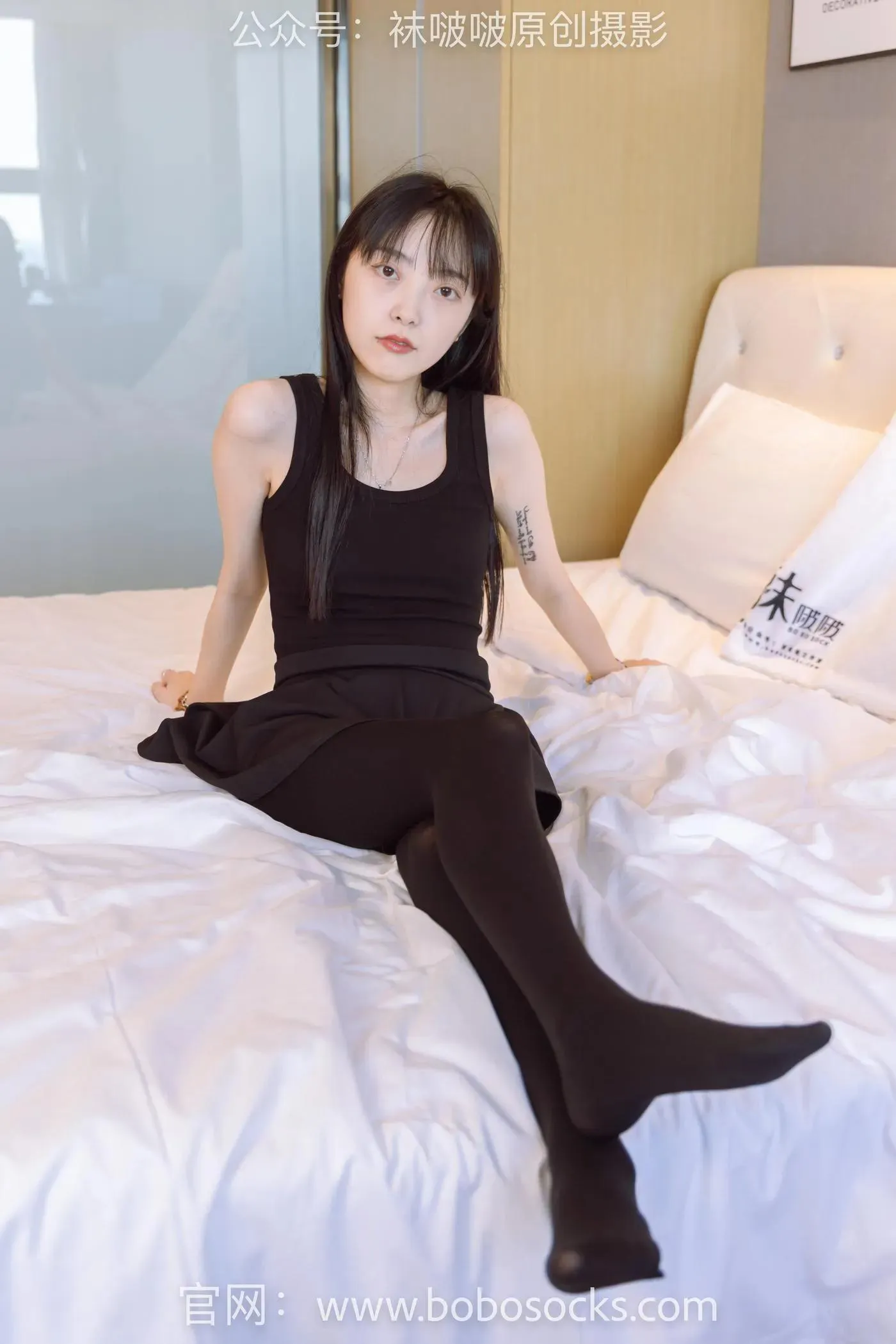 [BoBoSocks袜啵啵]NO.130 稚予-两双穿脏篮球鞋、厚黑丝 [145P]插图6